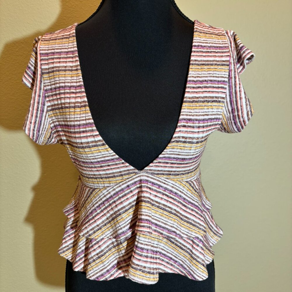 Forever 21 Cropped V-Neckline Ruffle Multi-Color Top - Picture 2 of 6
